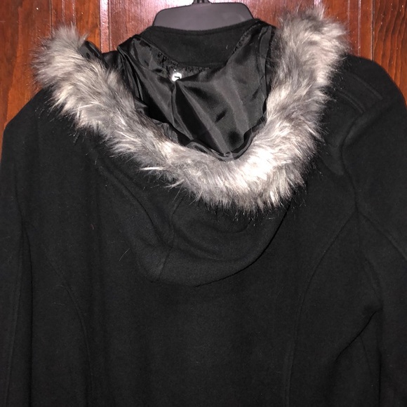 Coat - Picture 2 of 7